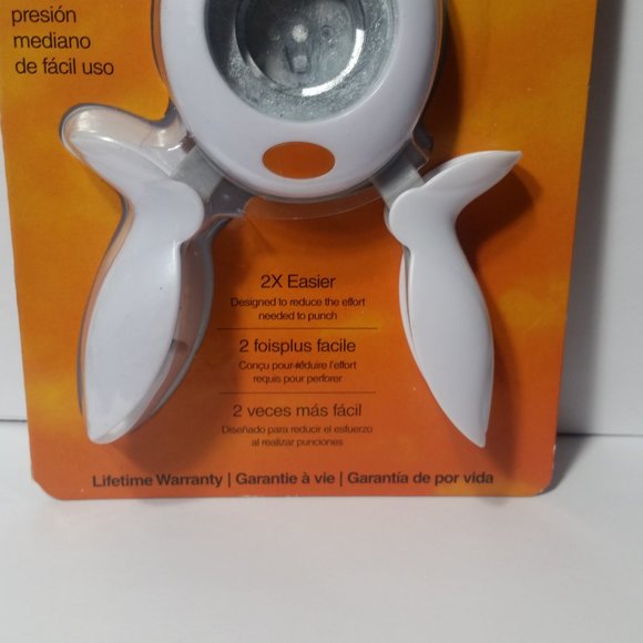 Fiskars Medium Easy Squeeze Punch Round n Round - Picture 3 of 7